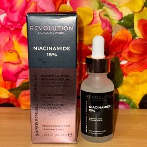 Revolution Blemish & Pore Refining Serum Niacinamide 15%